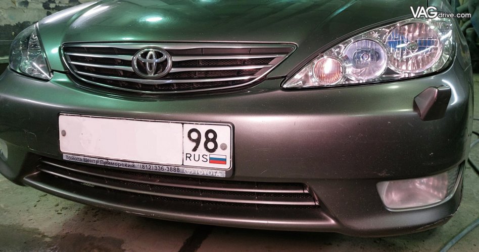 Toyota_Camry_v30_10.jpg